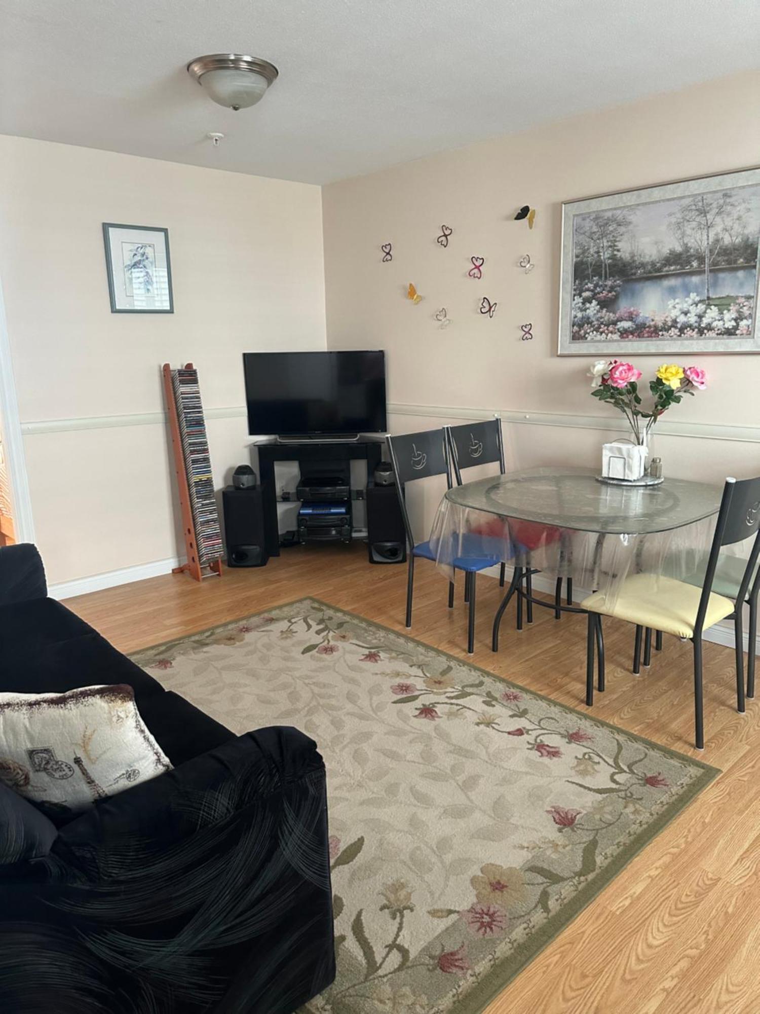 Clean And Quiet 2 Bdr 2 Bthr Private Entrance Entire Guests Suite Near Coquitlam Center Mall And Skytrain エクステリア 写真