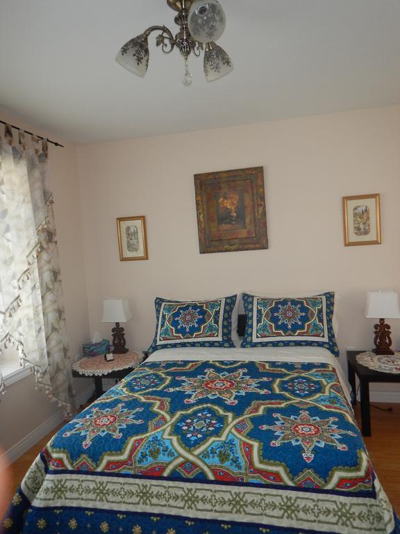 Clean And Quiet 2 Bdr 2 Bthr Private Entrance Entire Guests Suite Near Coquitlam Center Mall And Skytrain エクステリア 写真